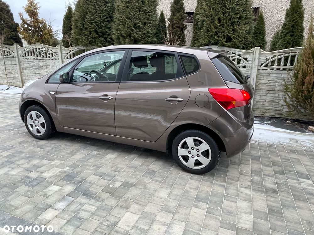 Kia Venga 1.6 CVVT Platinum Edition - 10