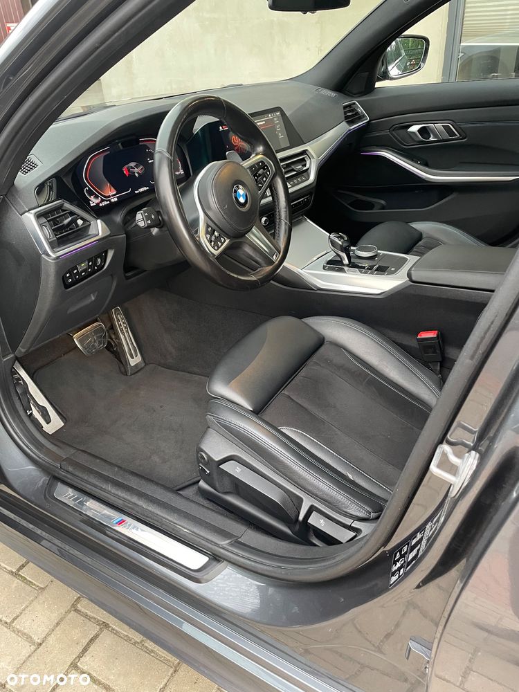 BMW Seria 3 320d xDrive M Sport sport - 10