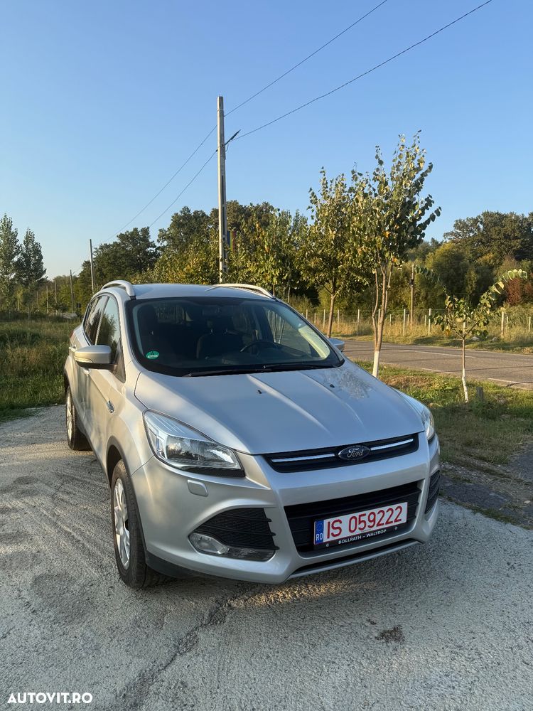 Ford Kuga 1.5 EcoBoost 2x4 Titanium - 1