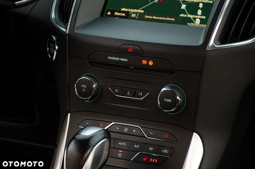 Ford S-Max 2.0 TDCi Titanium PowerShift - 19