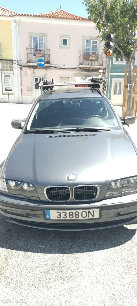 BMW 320 i - 1