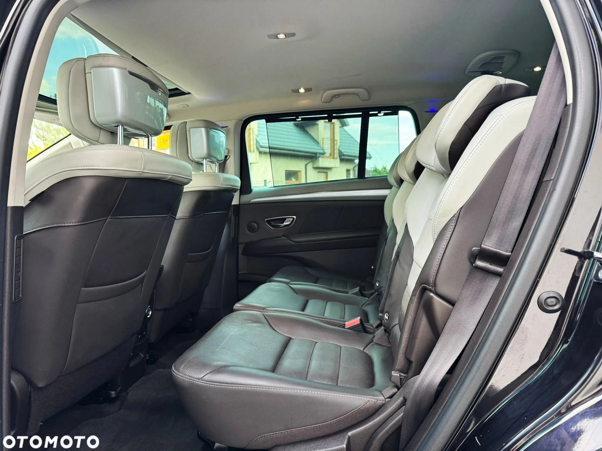 Renault Espace 1.6 dCi Energy Initiale Paris EDC 7os - 7