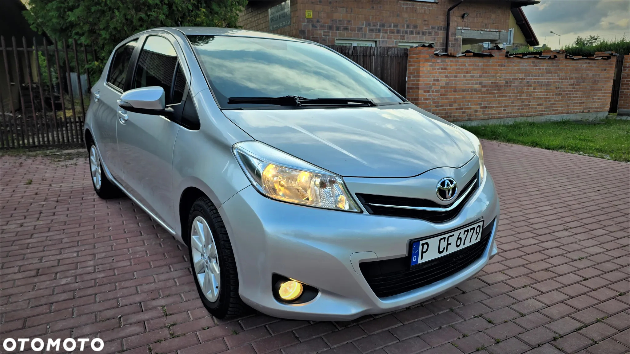 Toyota Yaris 1.0 VVT-i Luna - 3