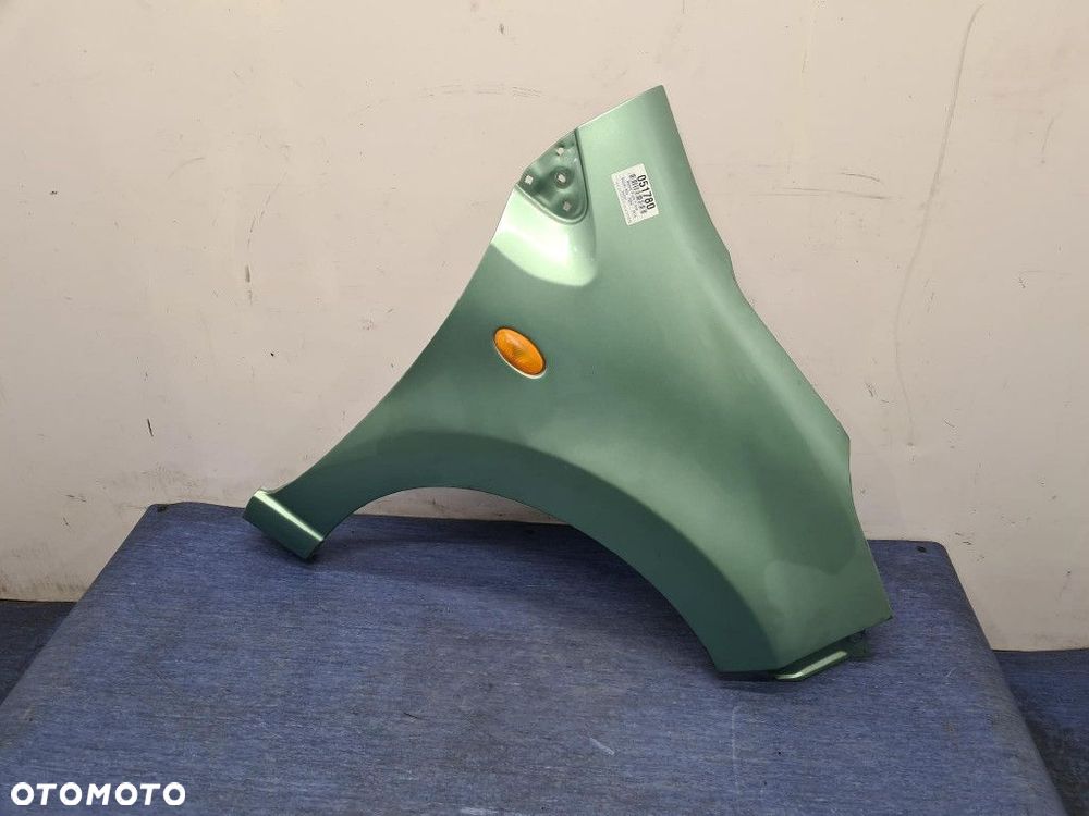 SUZUKI ALTO VII BŁOTNIK PRZÓD PRAWY  ZKZ - 1