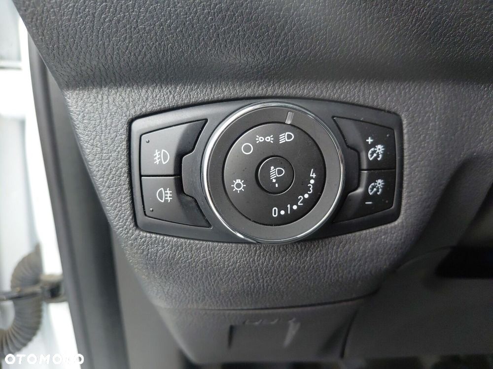 Ford Transit - 17