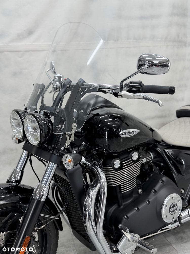Triumph Thunderbird - 23