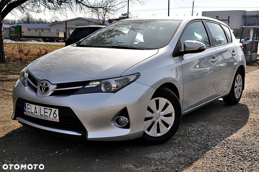 Toyota Auris 1.4 D-4D Luna - 3