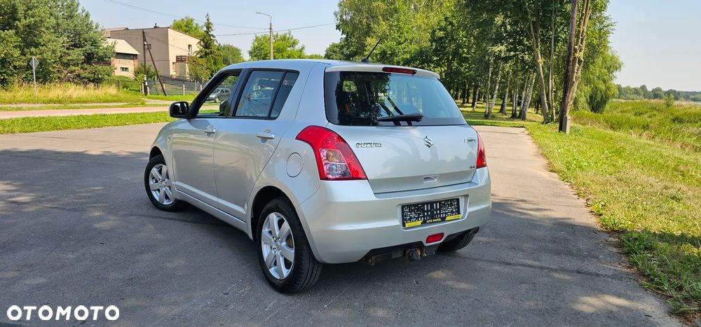 Suzuki Swift 1.3 4x4 Comfort - 14