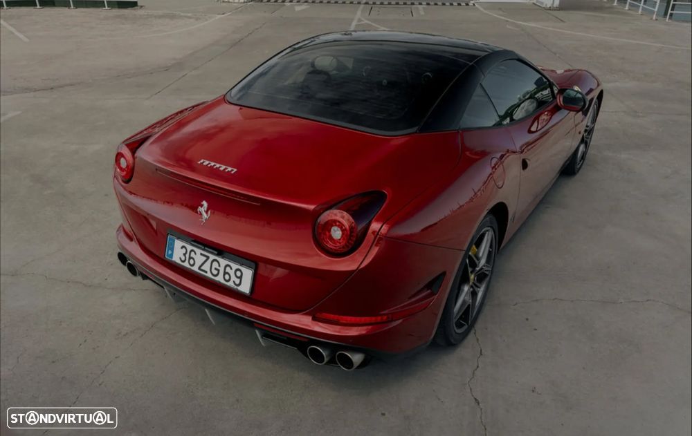 Ferrari California T - 2