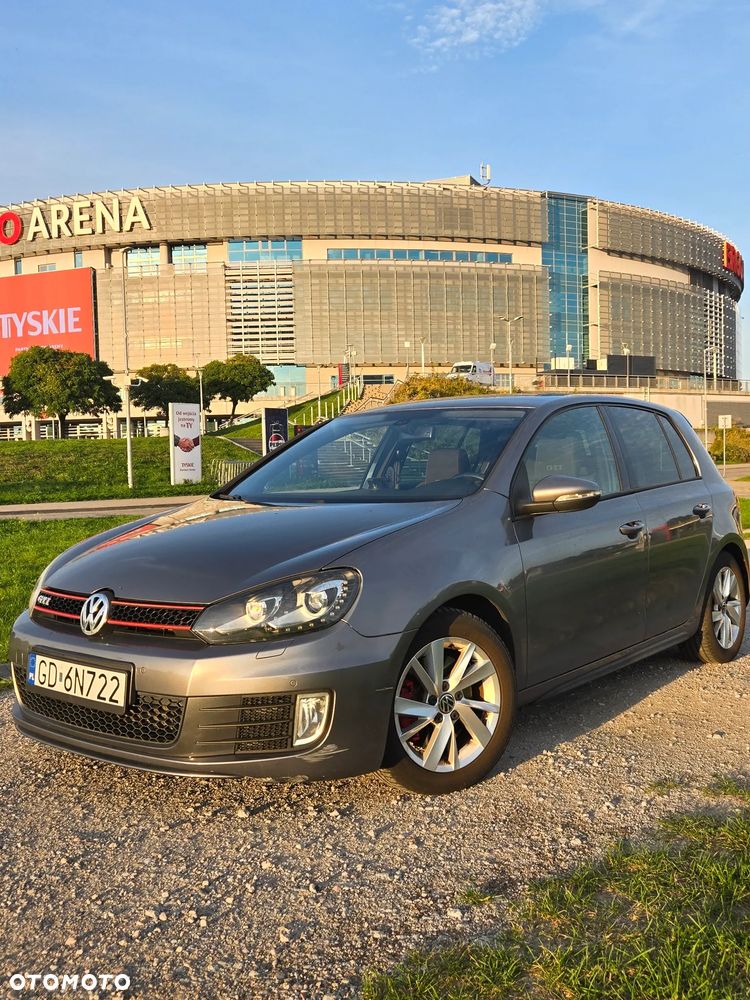 Volkswagen Golf 2.0 TSI GTI DSG - 1