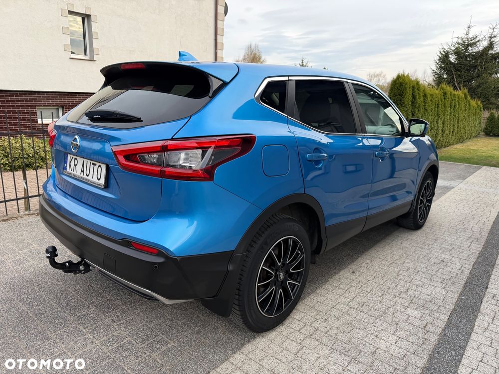 Nissan Qashqai 1.3 DIG-T N-Connecta DCT - 4