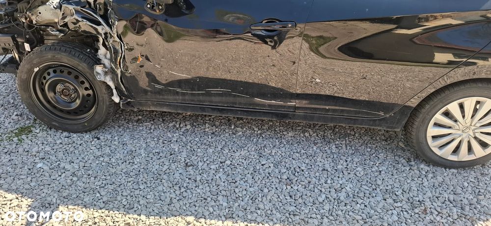 Nissan Micra 1.0 Visia Plus - 7