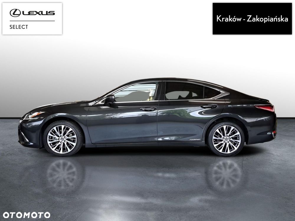 Lexus ES - 5