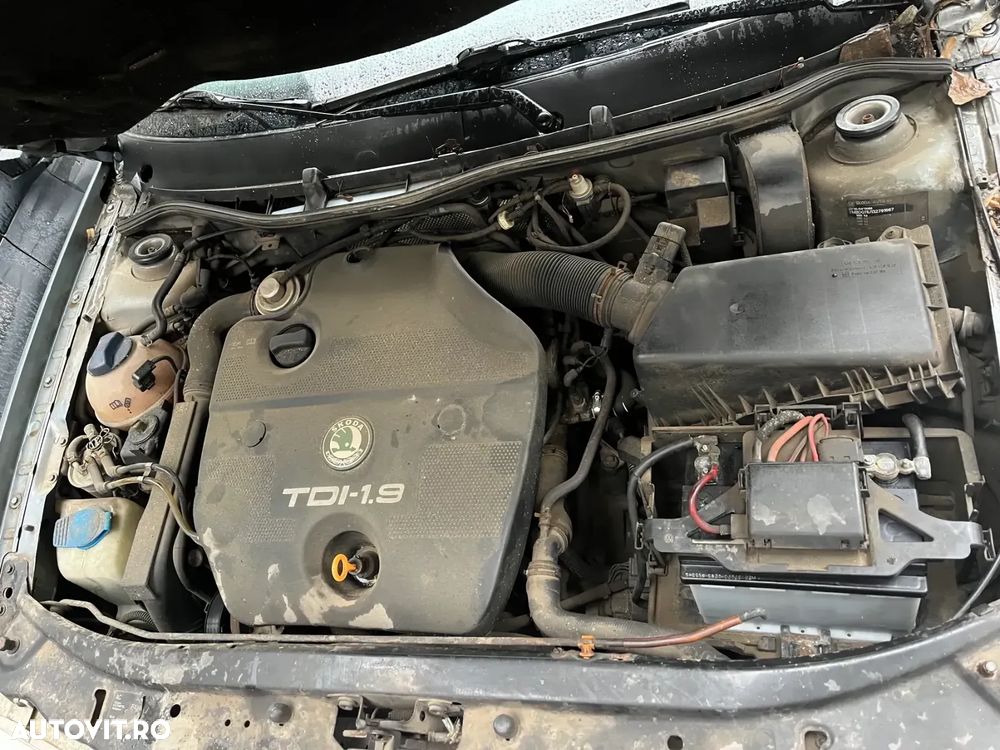 Dezmembrez Skoda Octavia 1 tour 2003 gri bleo 1,9 ALH - 8