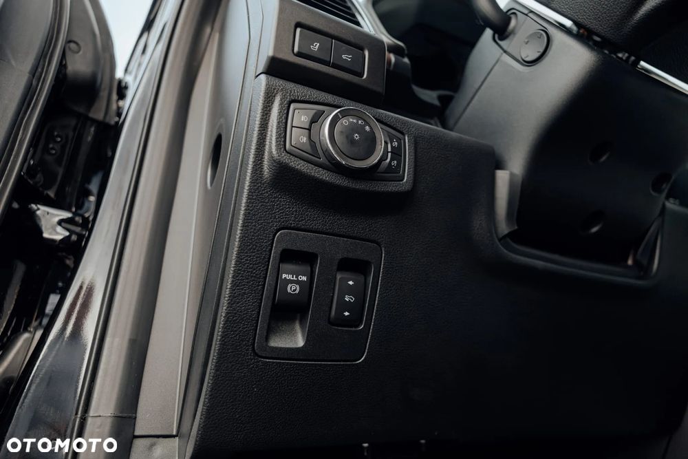 Ford Expedition - 14