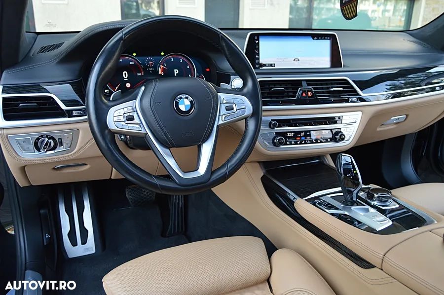 BMW Seria 7 740Ld xDrive - 36