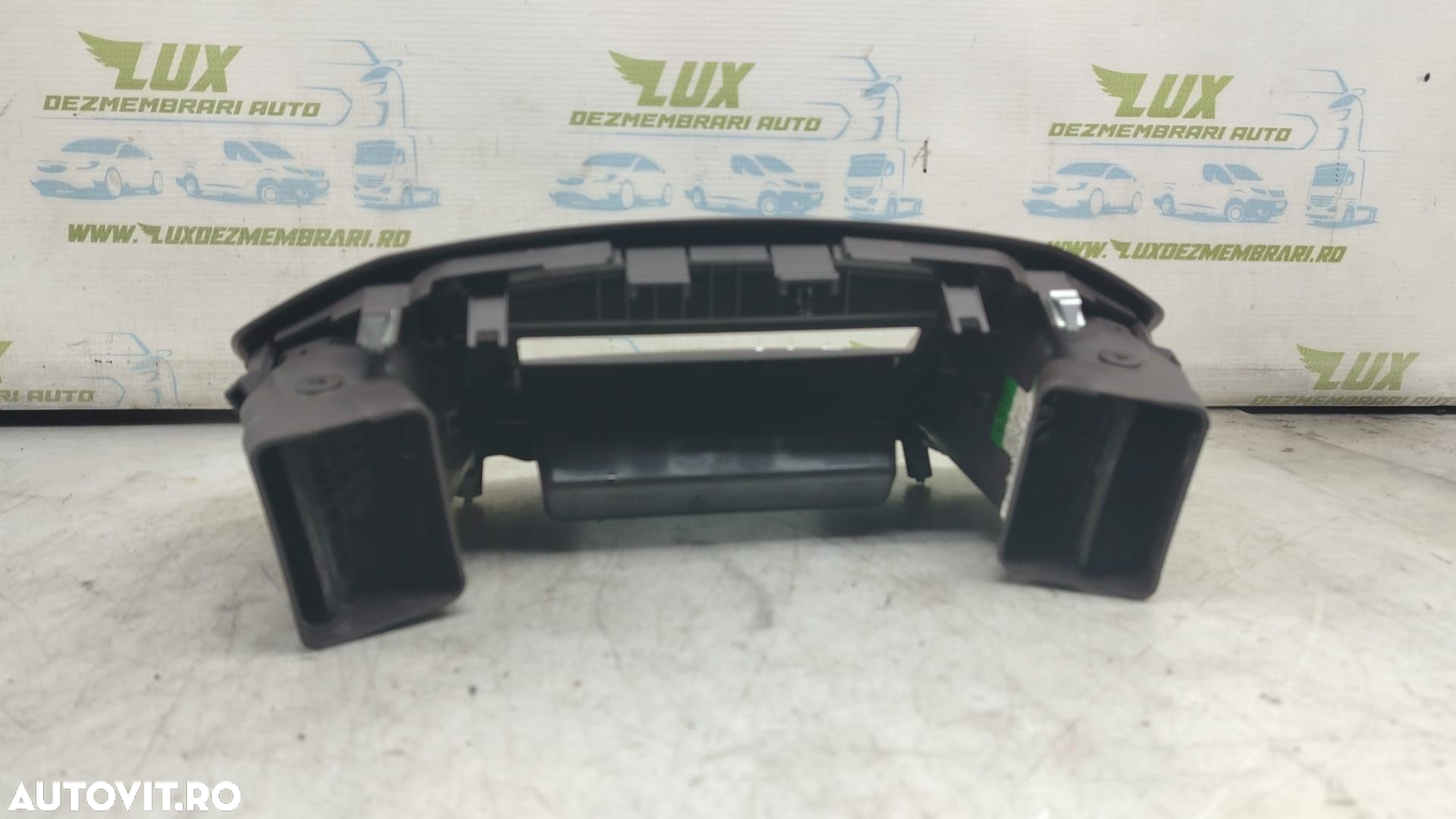 Grila ventilatie bord 13282236 Opel Insignia A [2008 - 2014] 2.0 cdti - 2