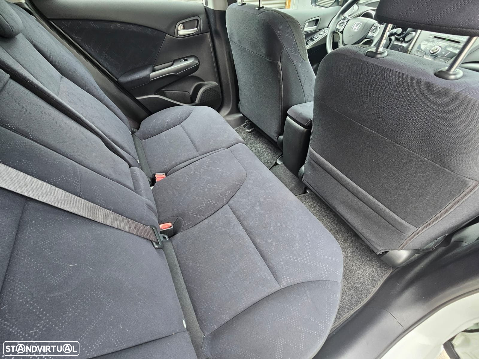 Honda Civic 1.6 i-DTEC Sport - 23