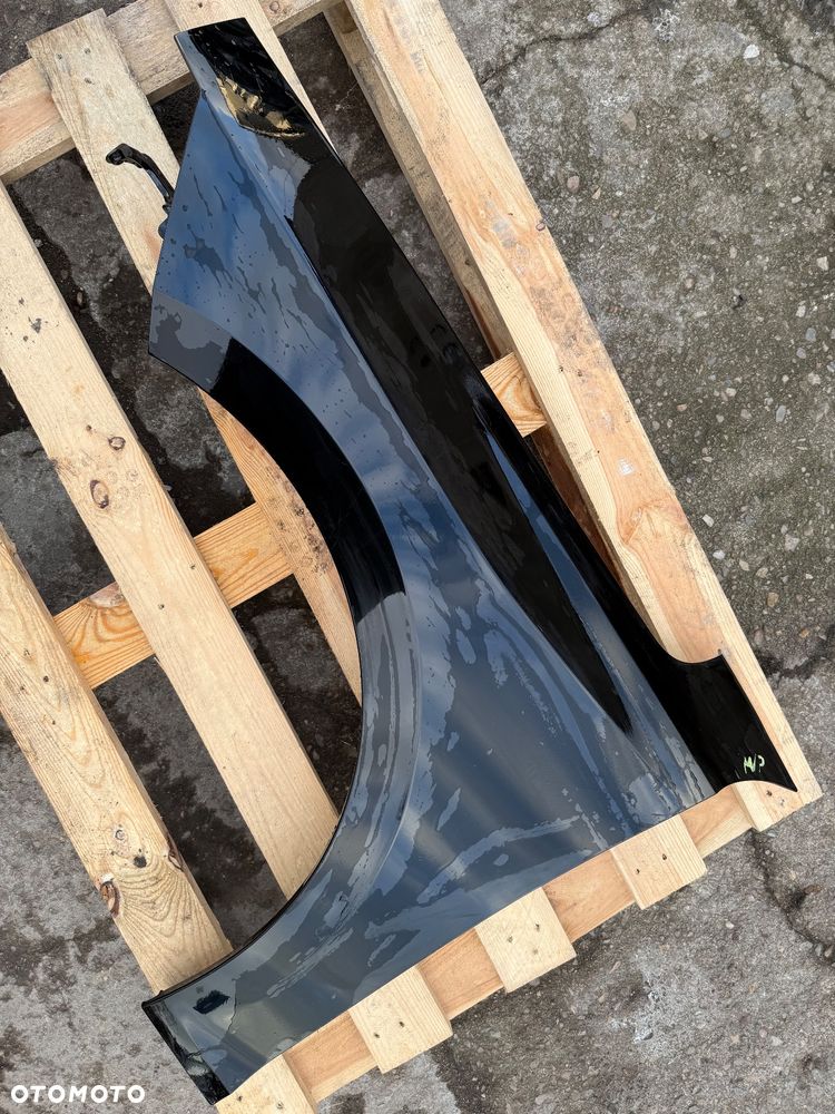 BŁOTNIK LEWY PRZÓD OPEL ASTRA L VI 403078B02 CZARNY METALIK W KOLOR