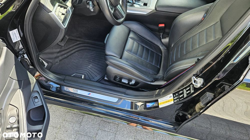 BMW Seria 3 330i xDrive M Sport sport - 9