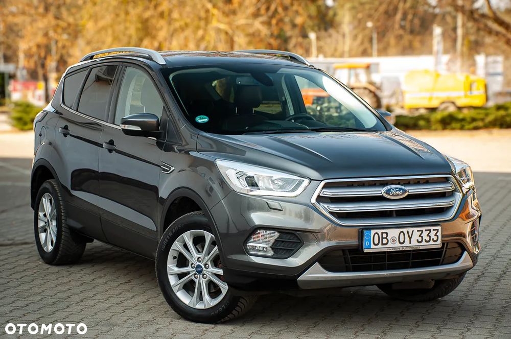 Ford Kuga 1.5 EcoBoost 2x4 Cool & Connect - 13