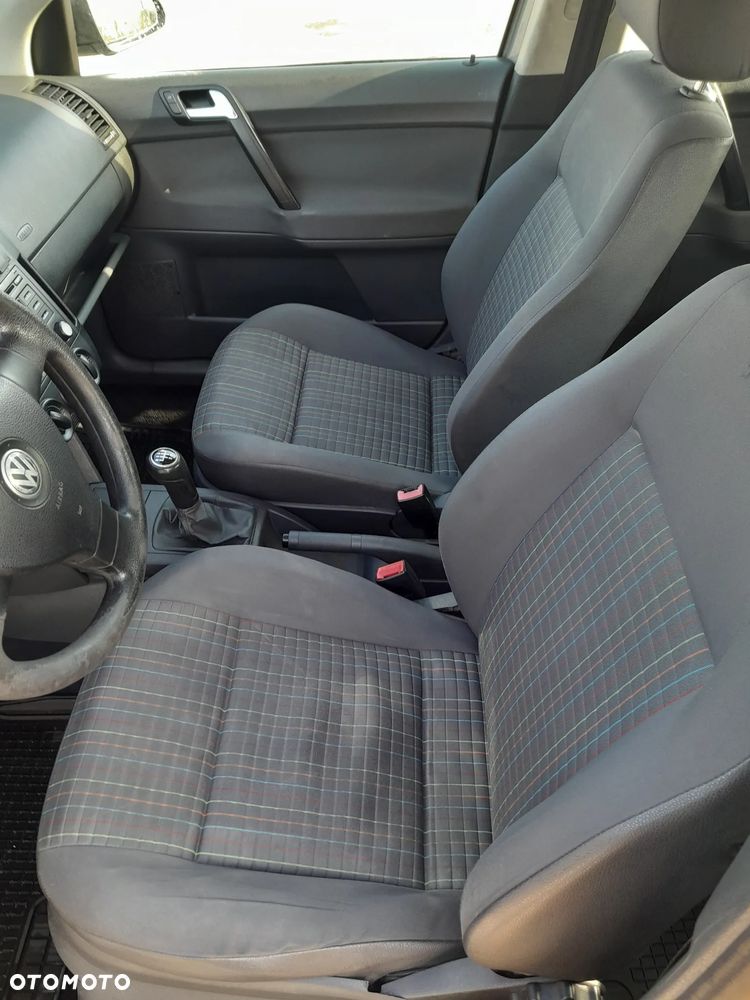 Volkswagen Polo 1.4 TDI Comfortline - 9