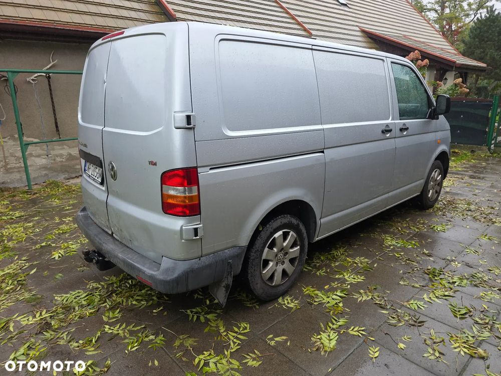 Volkswagen T5 - 3