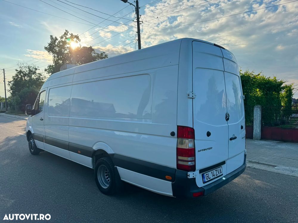 Mercedes-Benz Sprinter - 14