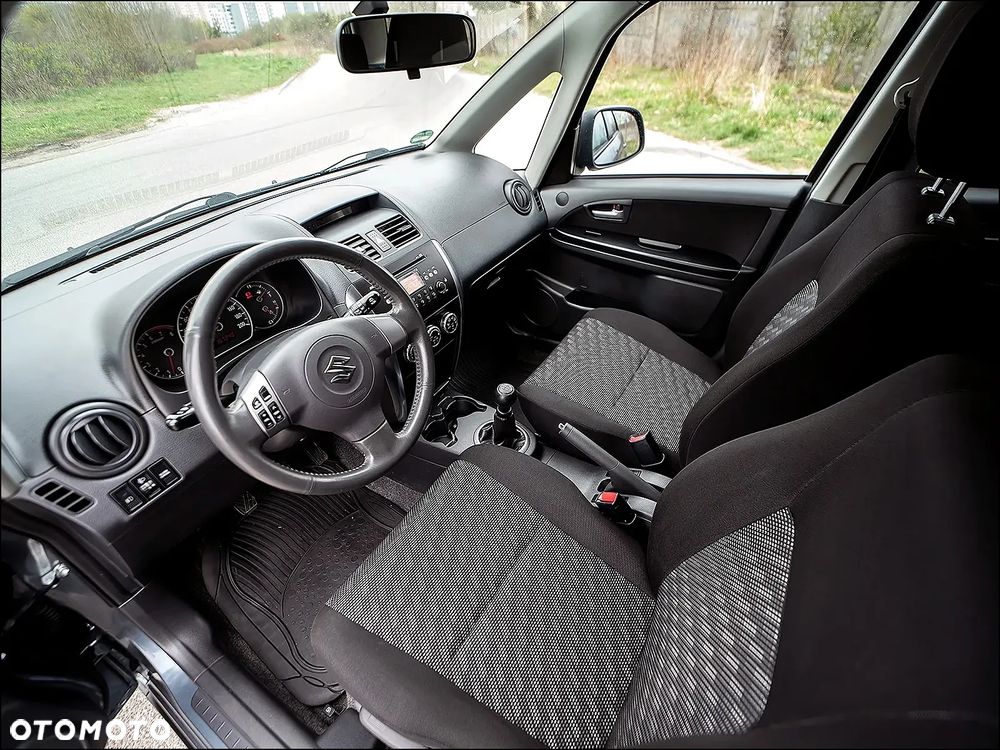 Suzuki SX4 - 6