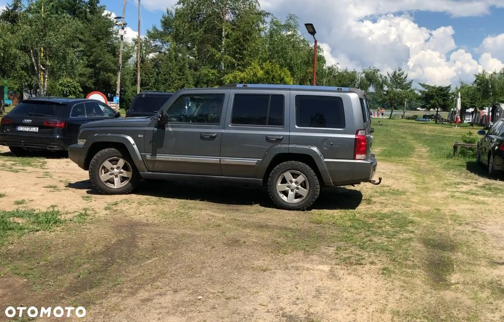 Jeep Commander - 1