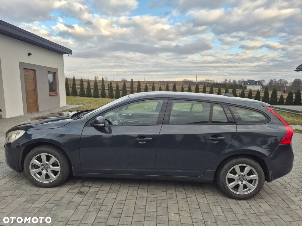 Volvo V60 D3 Momentum - 7