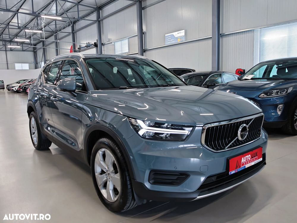 Volvo XC 40 T3 AT8 Momentum Pro - 2