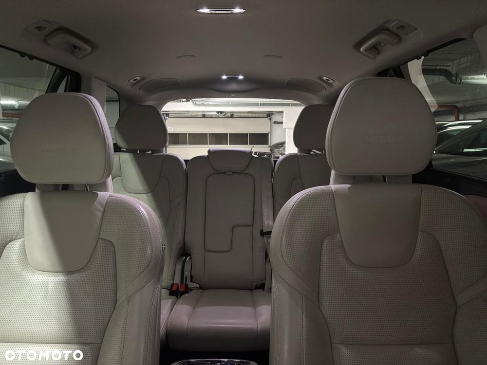 Volvo XC 90 - 14
