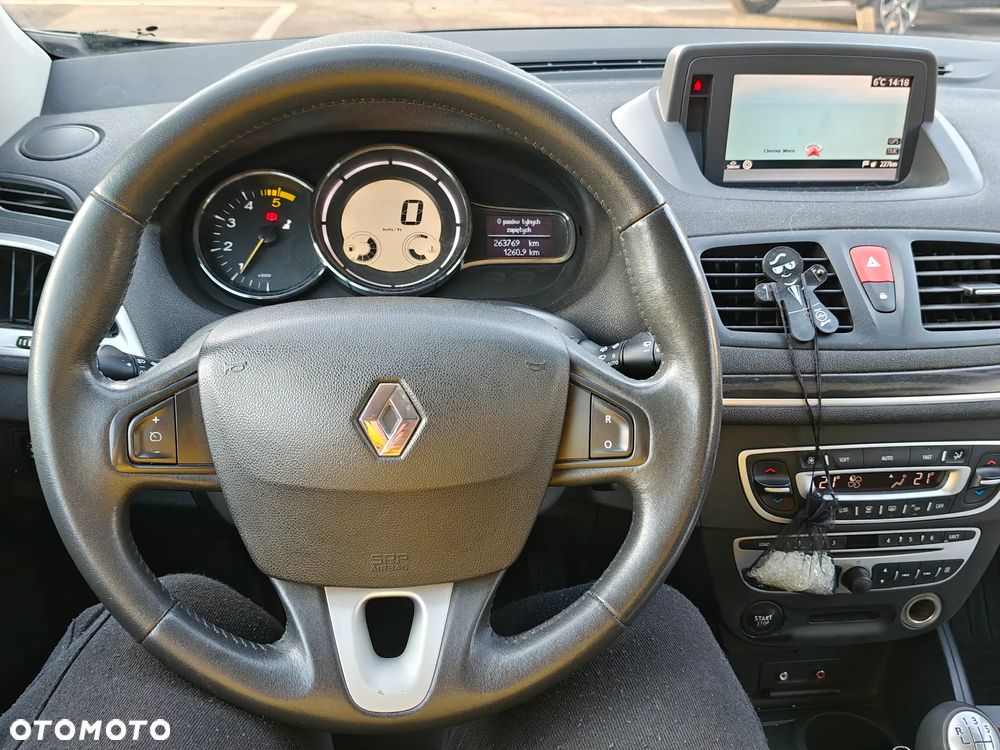 Renault Megane 1.9 dCi FAP Dynamique - 6
