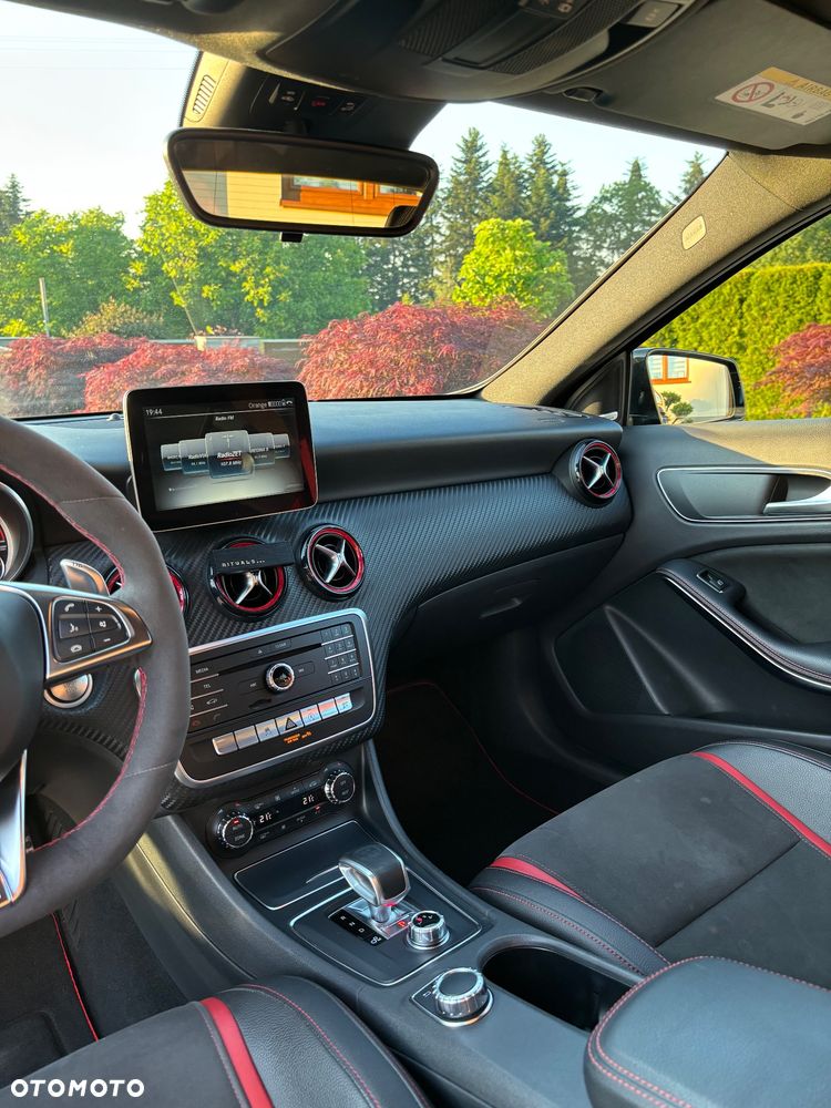 Mercedes-Benz Klasa A AMG 45 4-Matic - 14