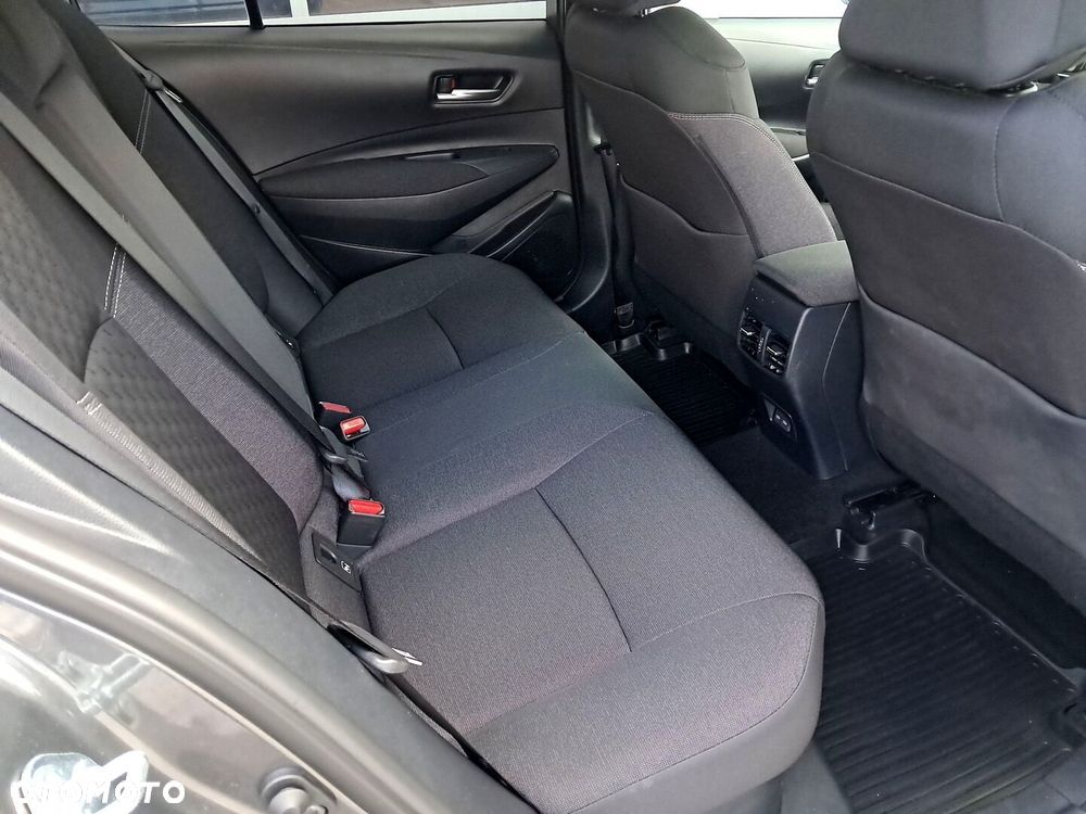 Toyota Corolla 1.8 Hybrid Style - 12