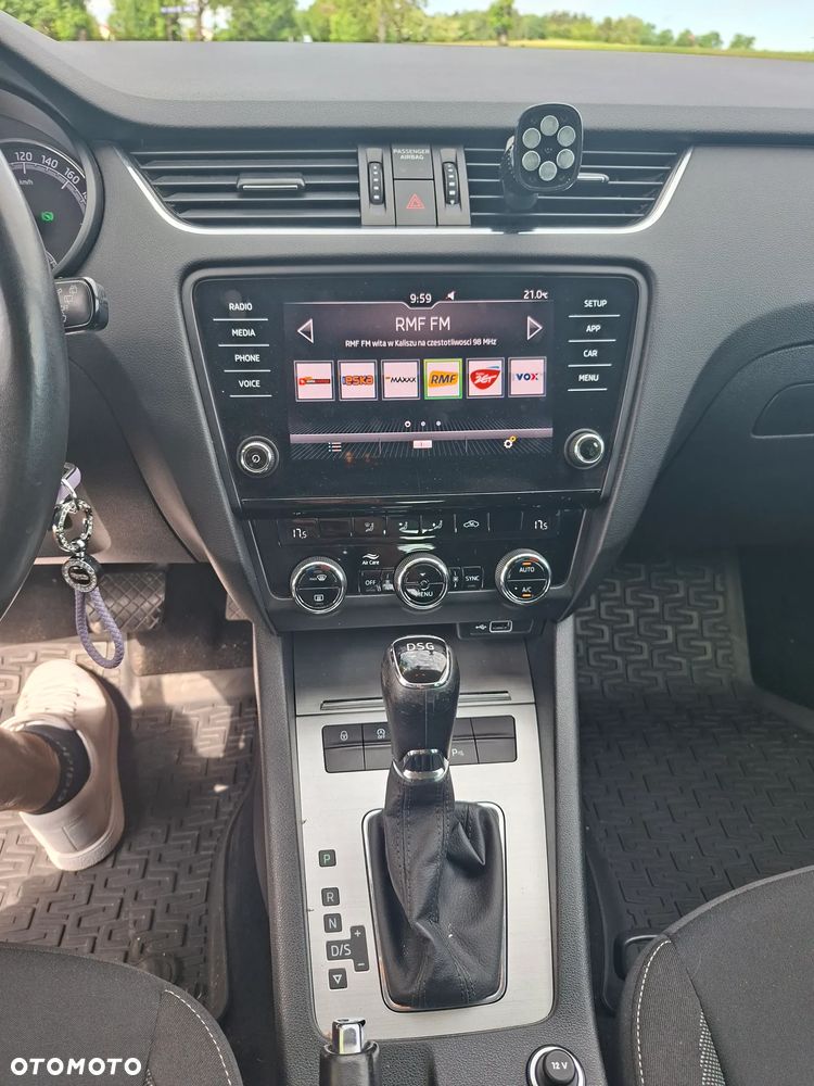 Skoda Octavia 1.6 TDI Ambition DSG - 8