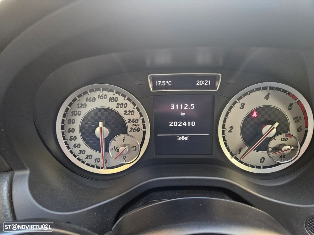 Mercedes-Benz A 180 CDI (BlueEFFICIENCY) Urban - 21