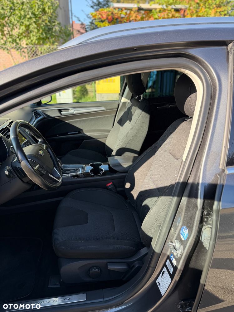 Ford Mondeo 2.0 TDCi Titanium PowerShift - 18