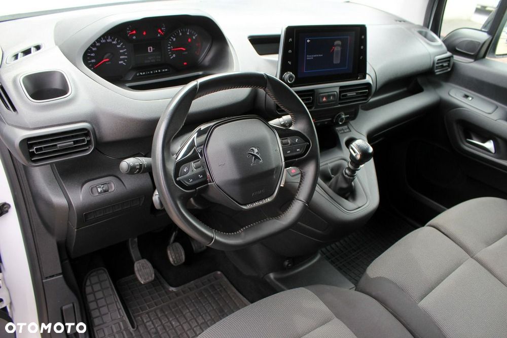 Peugeot Partner - 11