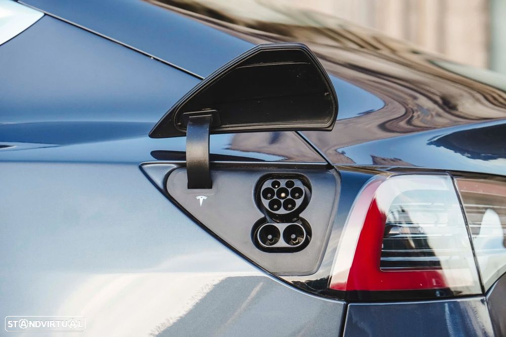 Tesla Model 3 Standard RWD Plus - 33