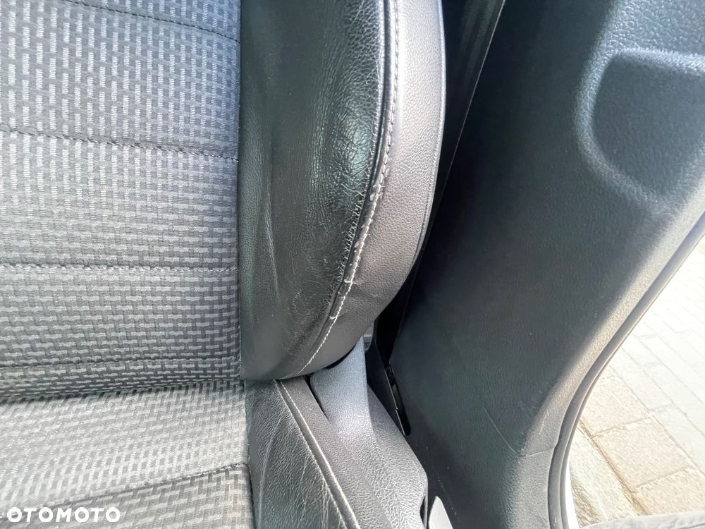 Volkswagen Golf 2.0 TDI BMT Highline DSG - 18
