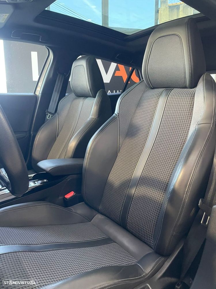 Peugeot e-2008 GT - 14