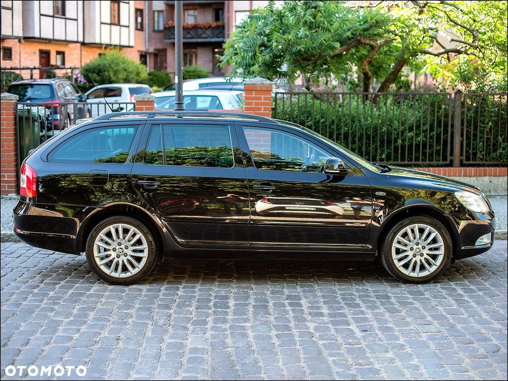 Skoda Octavia 2.0 TDI DPF Laurin & Klement - 9
