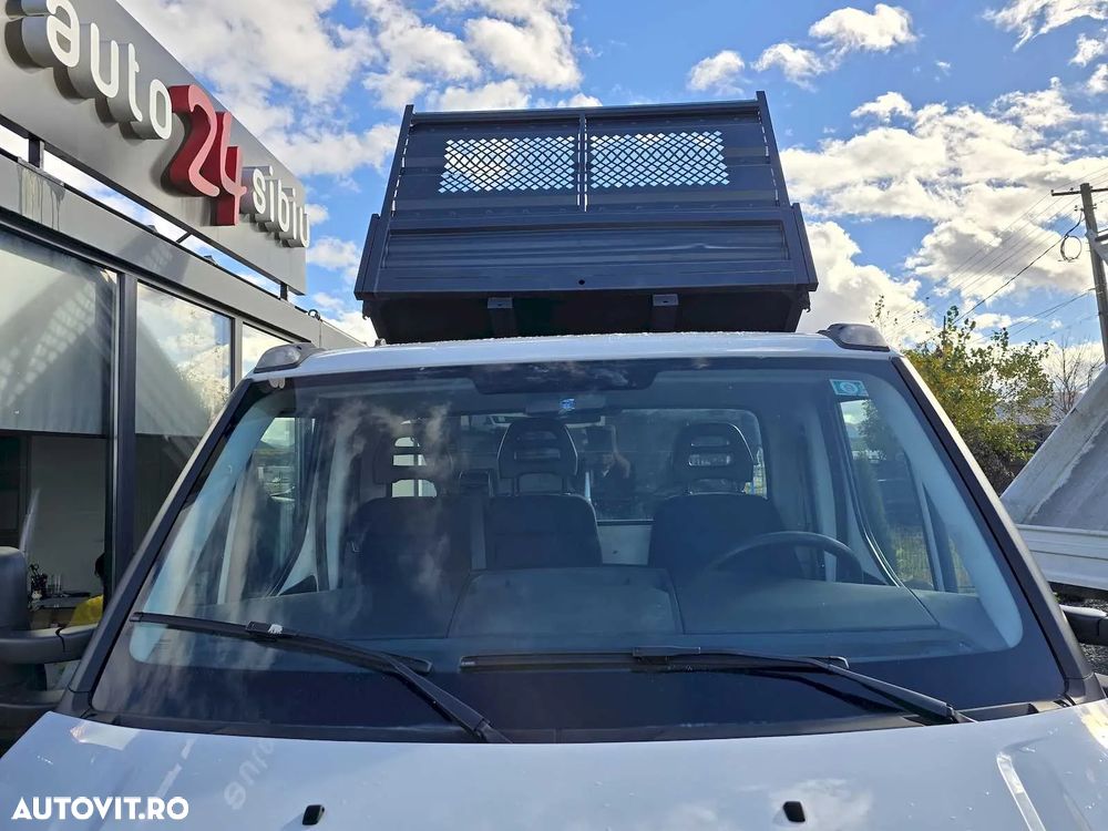 Iveco Daily 3000 cmc benaCantoni 3.2 m,basculabila 3 parti pe cutia viteze,diferential blocabil punte spate. 2018. - 17