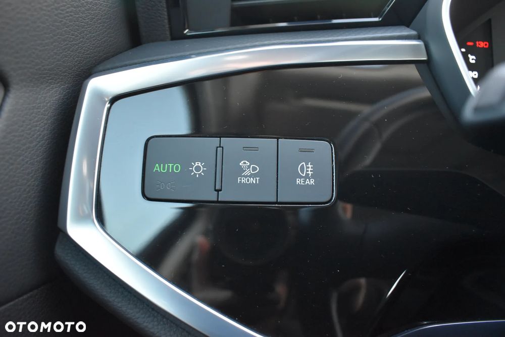 Audi Q3 35 TFSI S tronic - 25