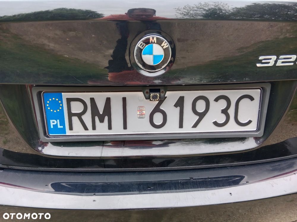 BMW Seria 3 325i - 5