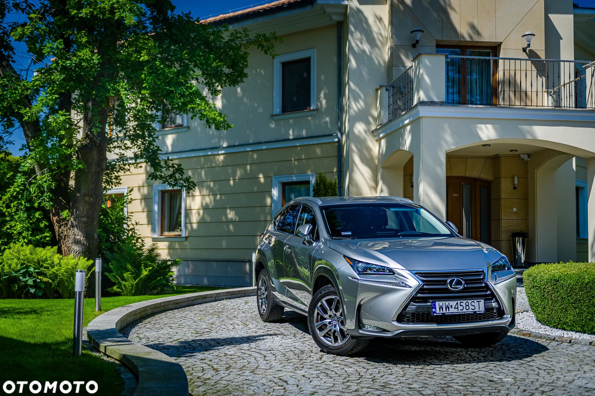 Lexus NX 200t Comfort AWD - 1