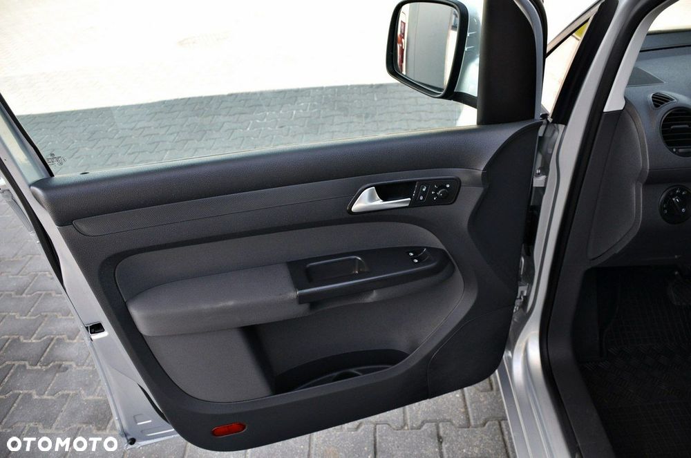 Volkswagen Caddy - 21