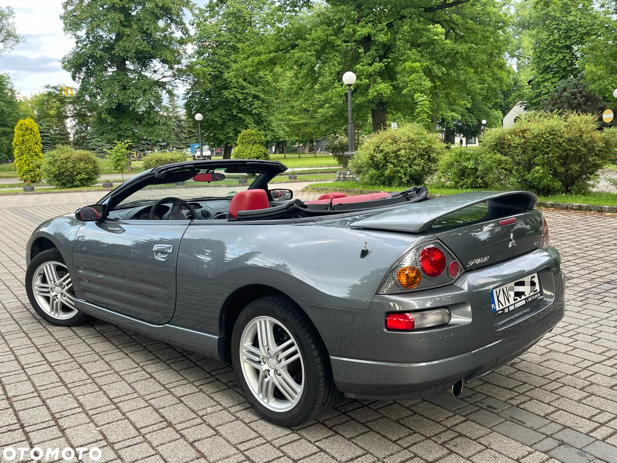 Mitsubishi Eclipse 3.0 V6 GT Spyder - 2